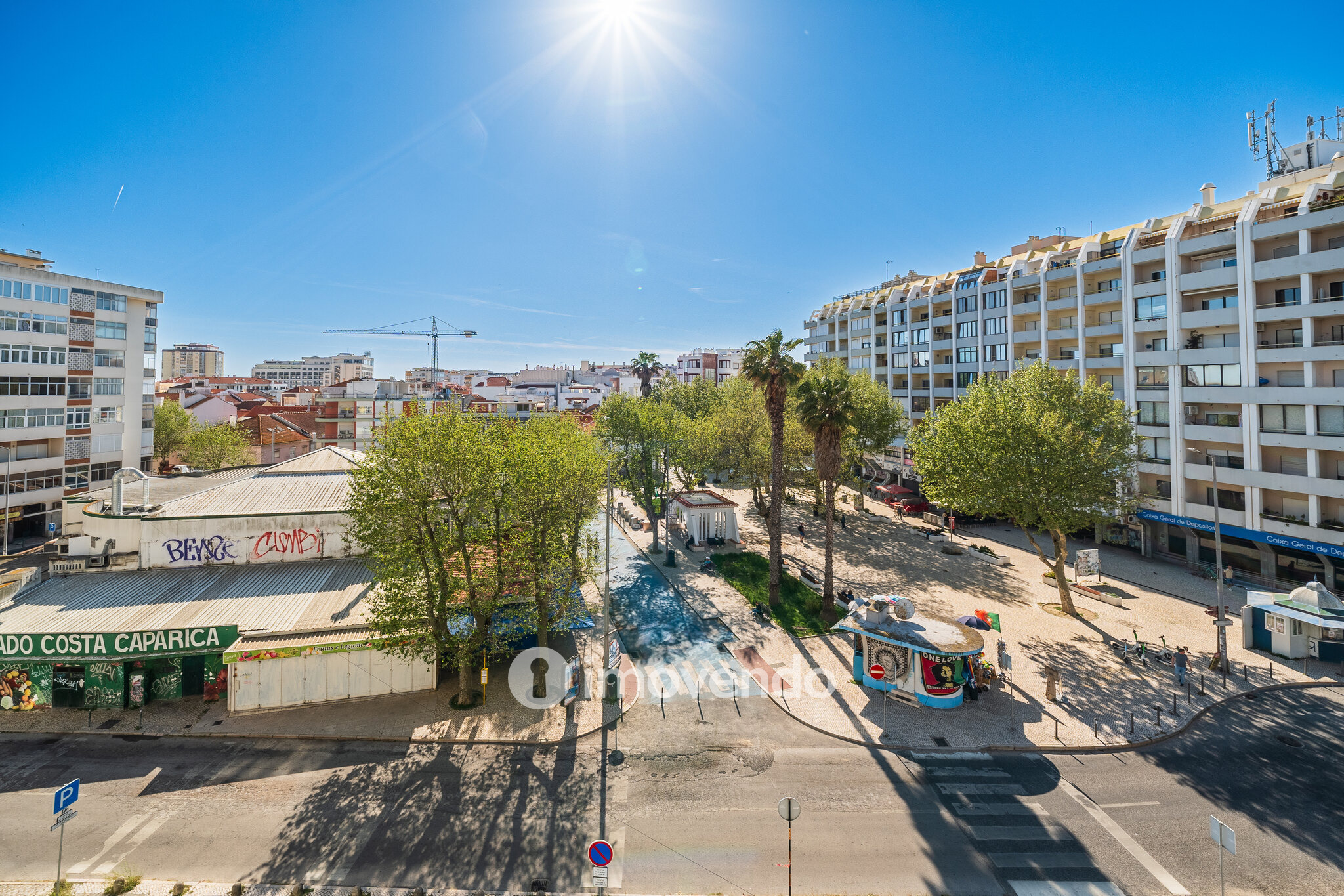 Apartamento T3 totalmente remodelado e mobilado, na Costa da Caparica