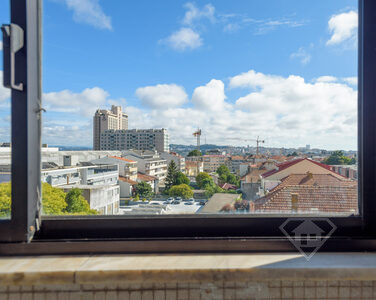Apartamento T2+1 em zona central da cidade do Porto