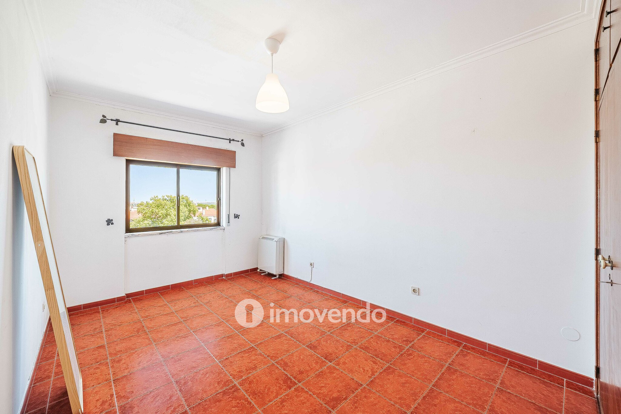 Apartamento T2 com vistas sobre o Tejo, no Seixal
