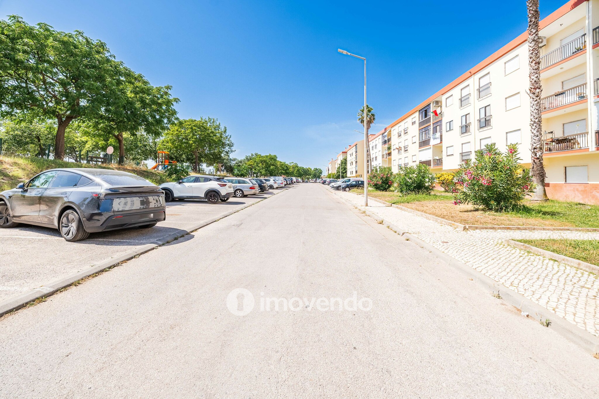 Apartamento T2 com vistas sobre o Tejo, no Seixal