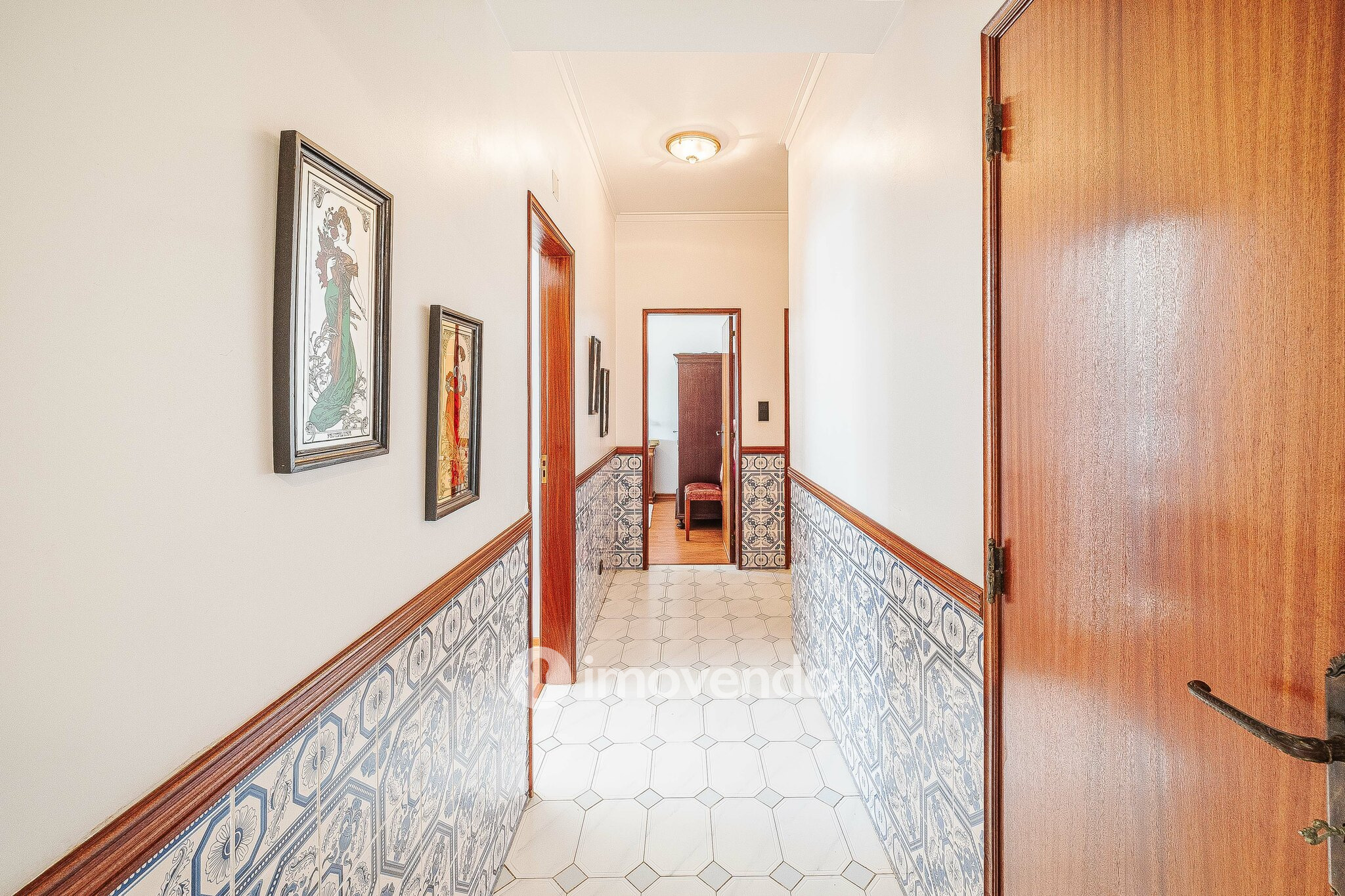 Apartamento T3 com cozinha equipada, na Póvoa de Santa Iria