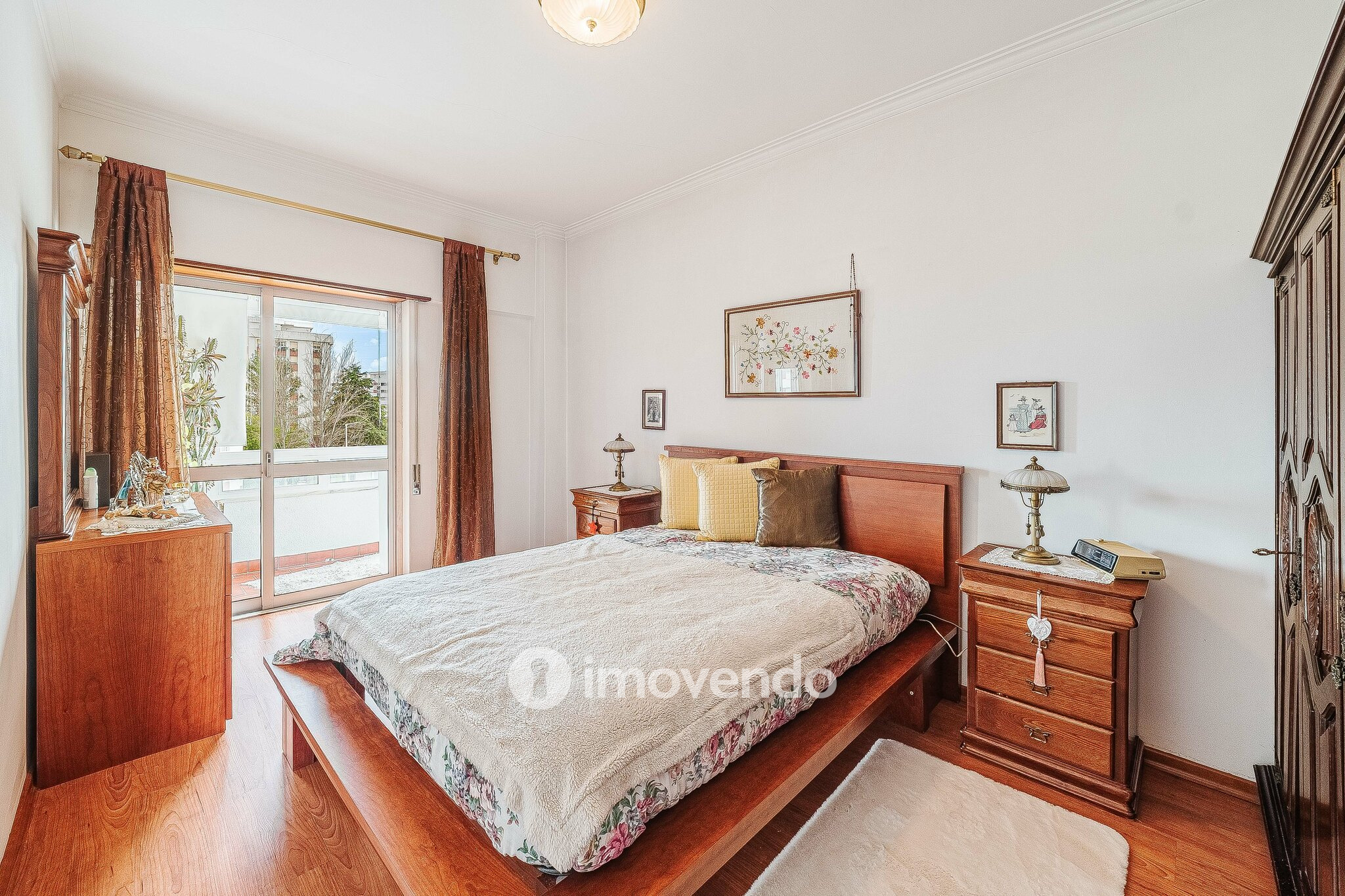 Apartamento T3 com cozinha equipada, na Póvoa de Santa Iria