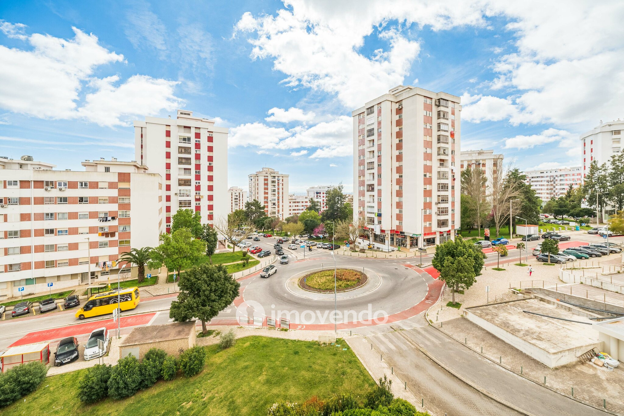 Apartamento T3 com cozinha equipada, na Póvoa de Santa Iria