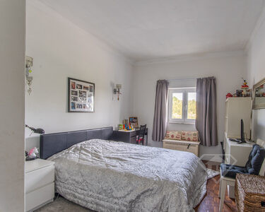 Moradia isolada T4, com piscina, quintal e vistas Rio, em Gondomar