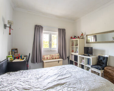 Moradia isolada T4, com piscina, quintal e vistas Rio, em Gondomar