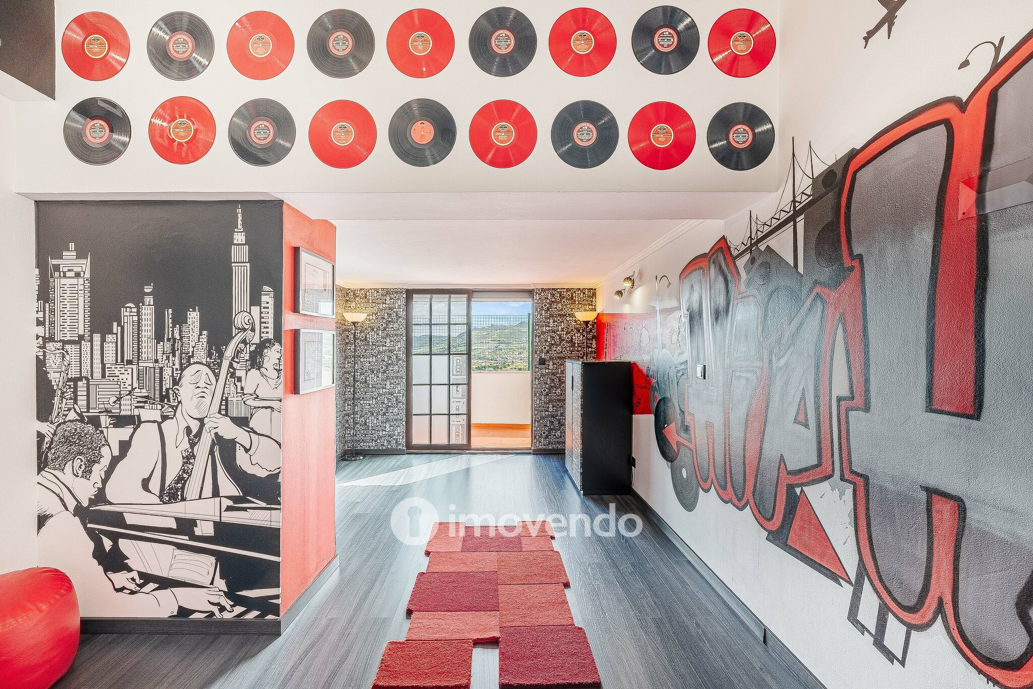 Apartamento T2 com terraço enorme, na Póvoa de Santo Adrião