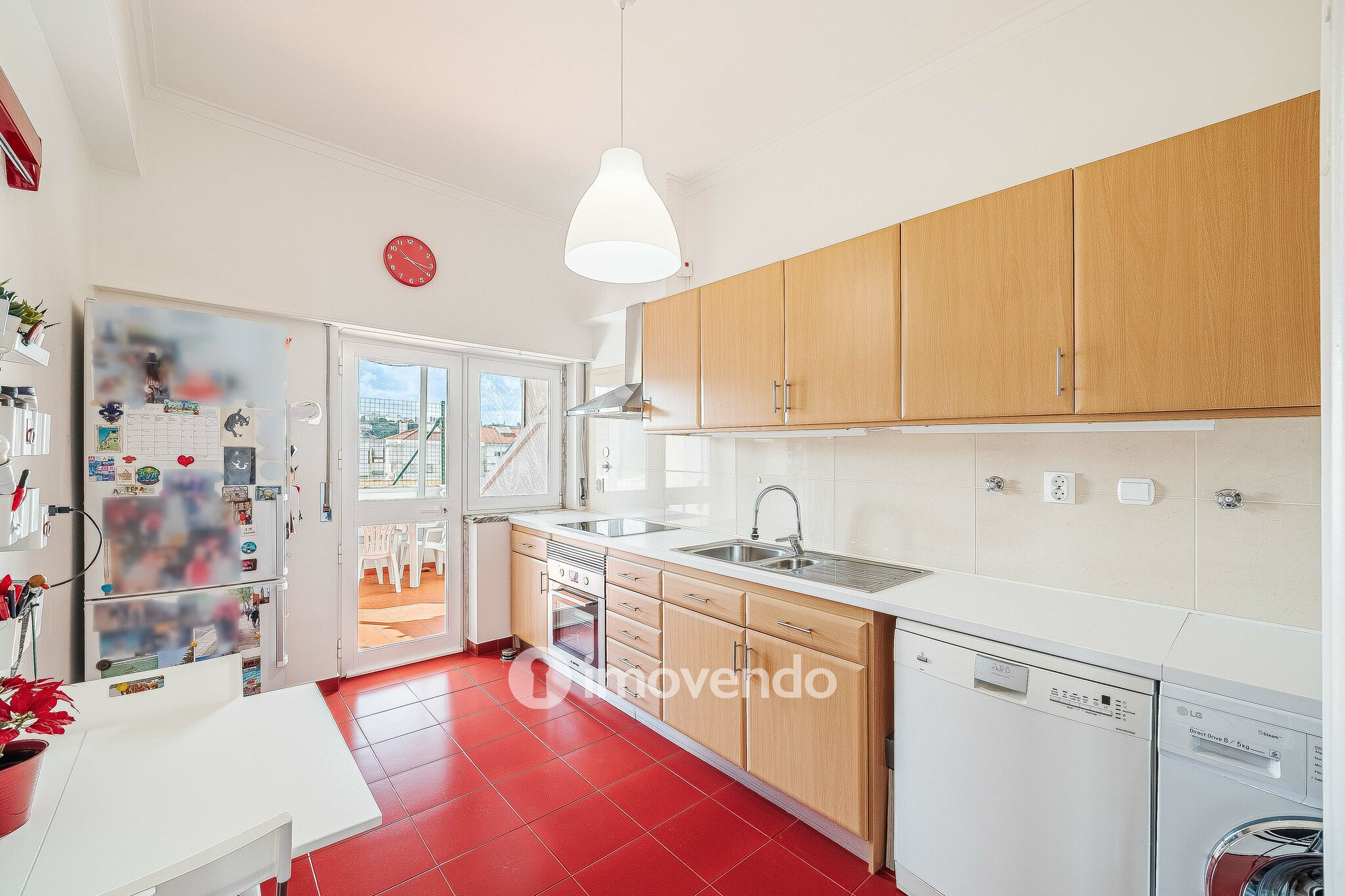 Apartamento T2 com terraço enorme, na Póvoa de Santo Adrião