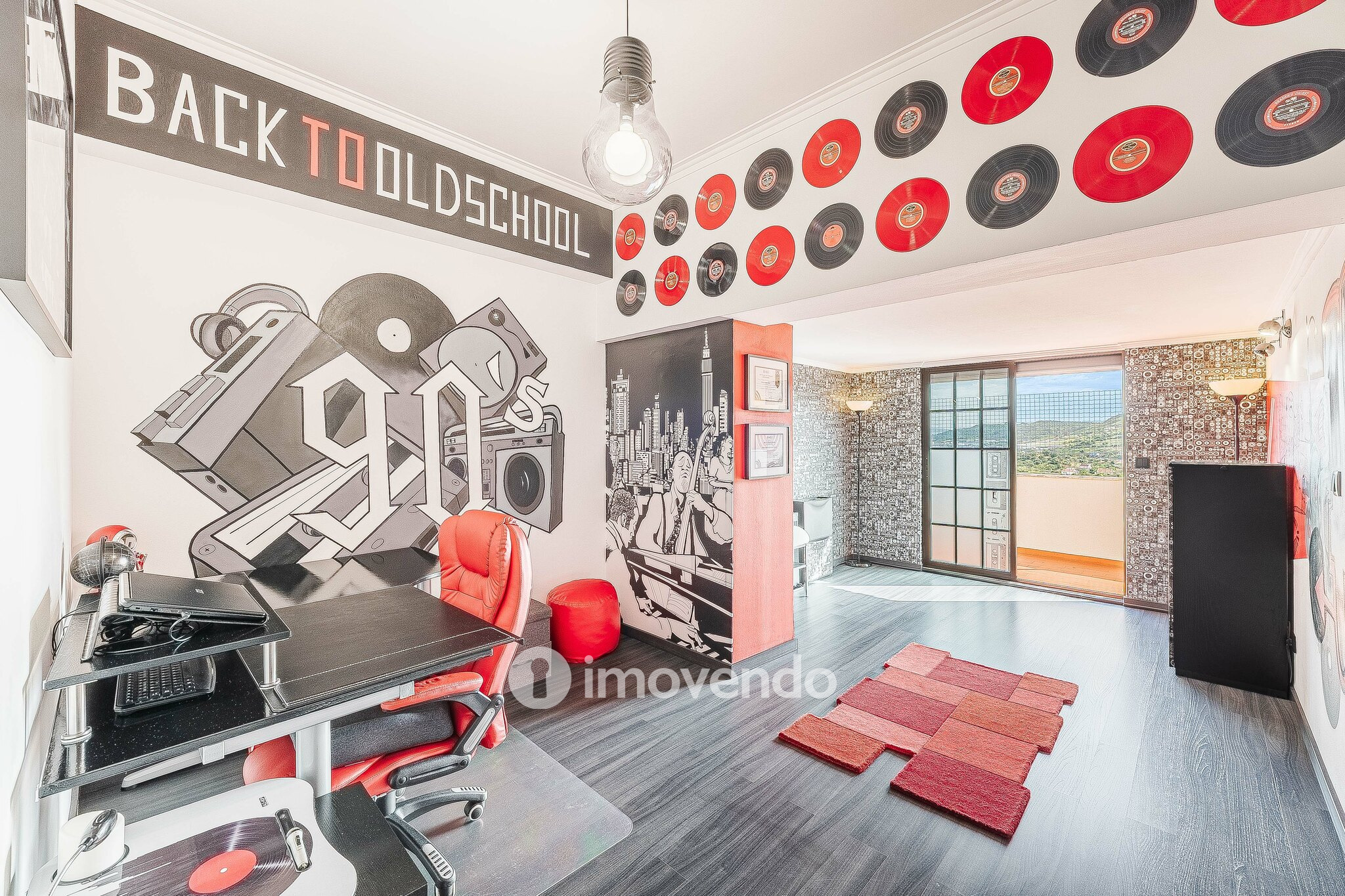 Apartamento T2 com terraço enorme, na Póvoa de Santo Adrião