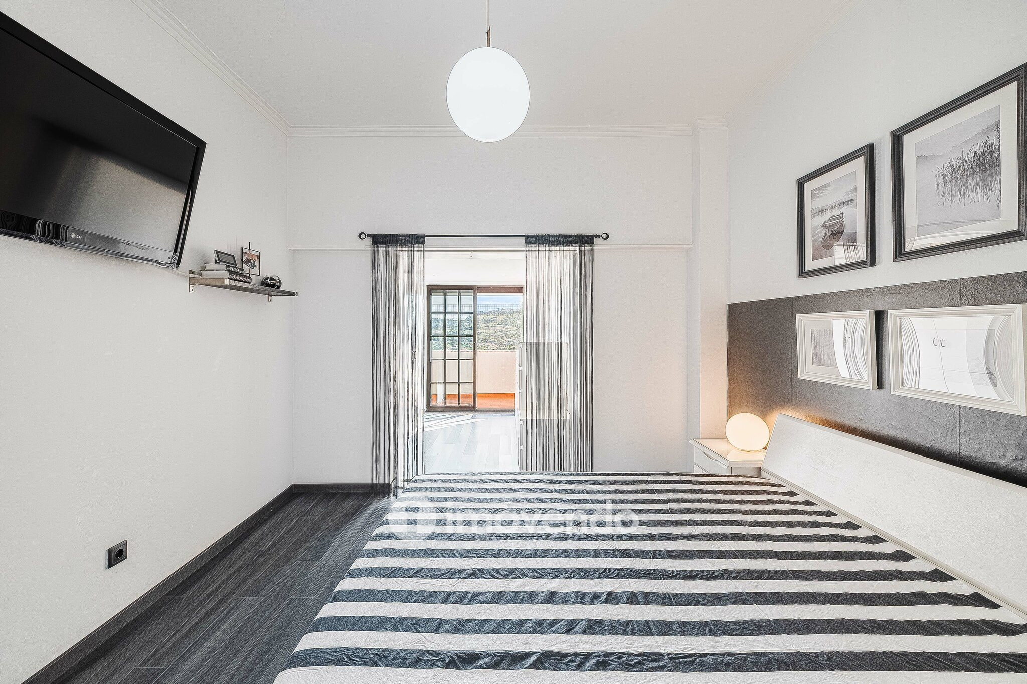 Apartamento T2 com terraço enorme, na Póvoa de Santo Adrião