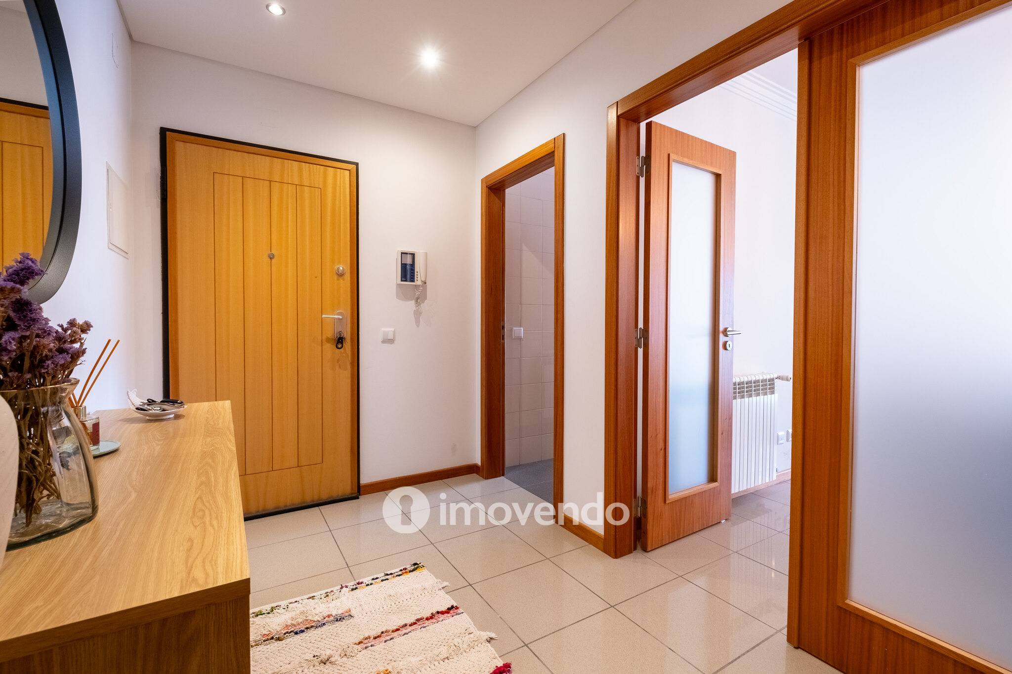 Apartamento T2 moderno, com garagem e terraço, em Condeixa-a-Nova