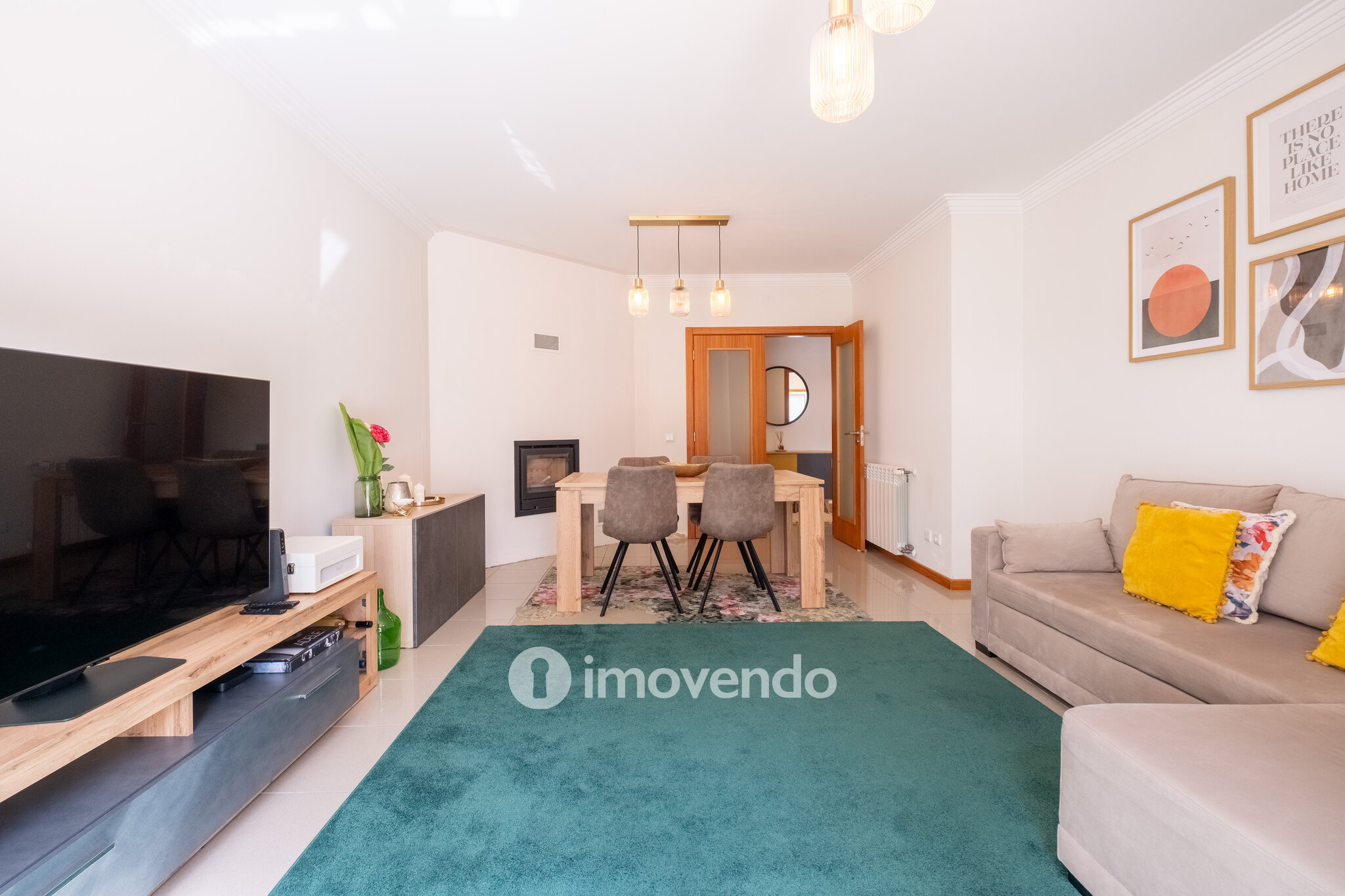 Apartamento T2 moderno, com garagem e terraço, em Condeixa-a-Nova