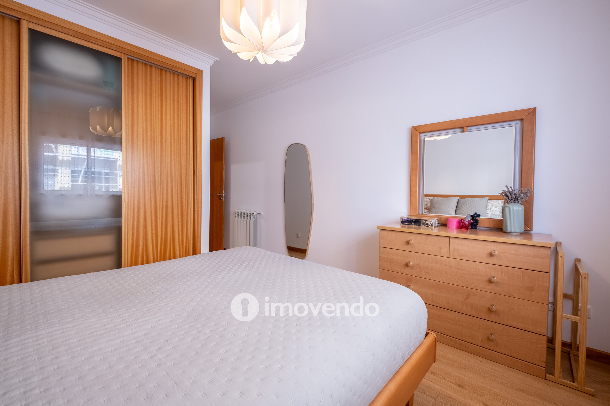Apartamento T2 moderno, com garagem e terraço, em Condeixa-a-Nova