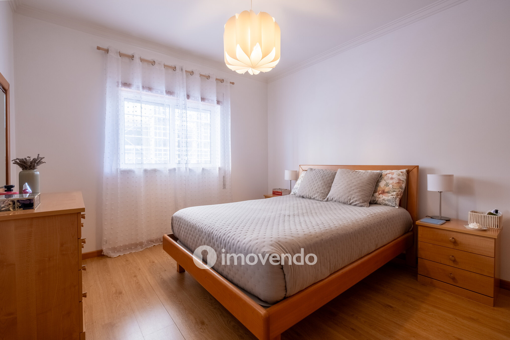 Apartamento T2 moderno, com garagem e terraço, em Condeixa-a-Nova
