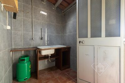 Moradia T3 com garagem e áreas amplas, em Vale de Milhaços, Corroios