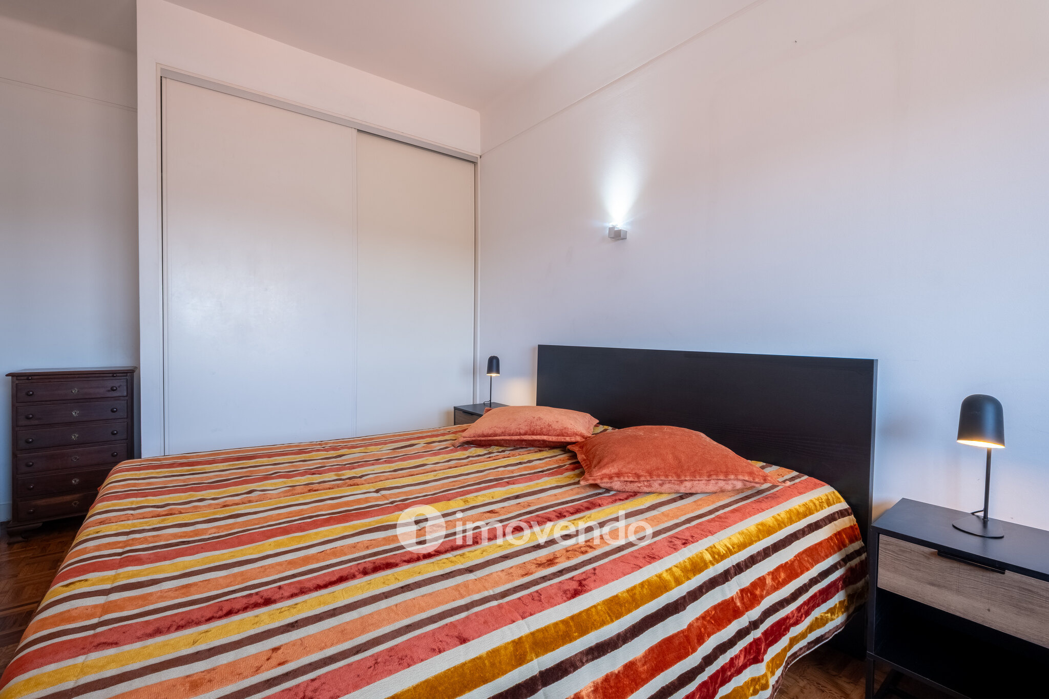 Apartamento T3+1 remodelado, no centro de Coimbra
