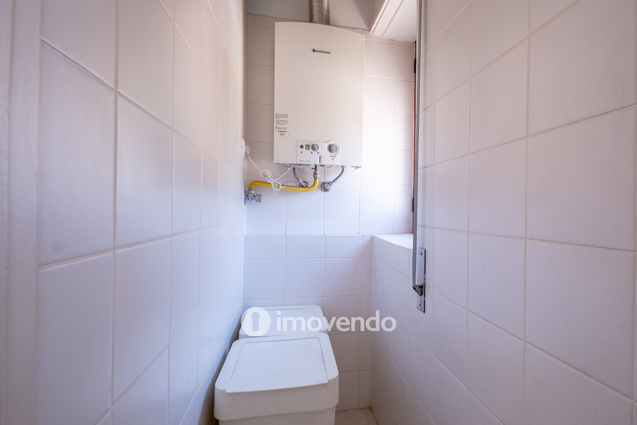 Apartamento T3+1 remodelado, no centro de Coimbra