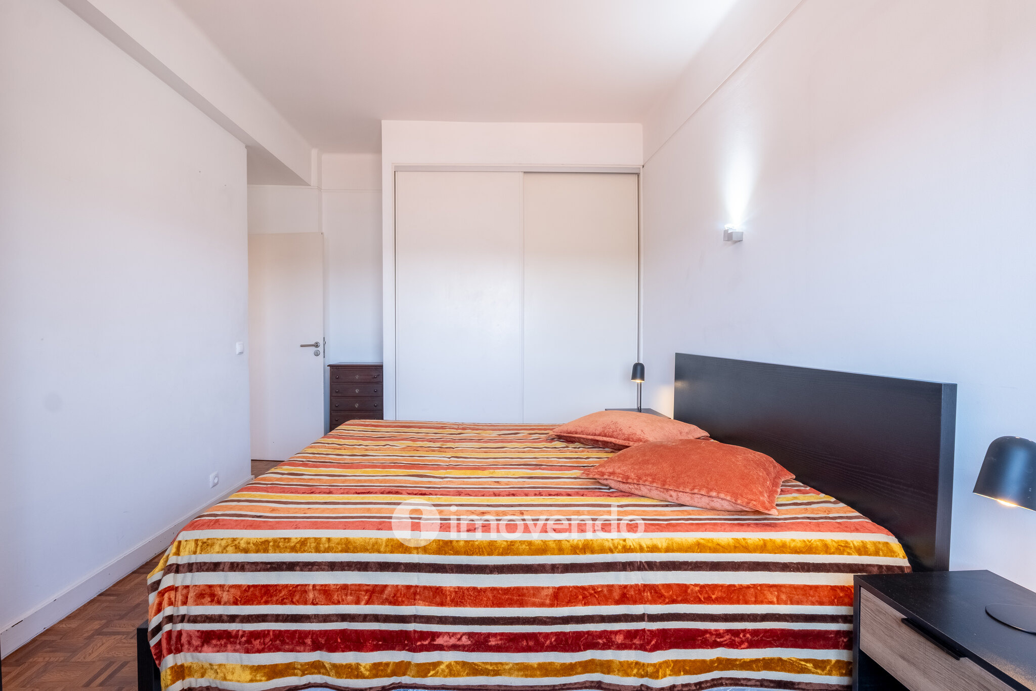 Apartamento T3+1 remodelado, no centro de Coimbra