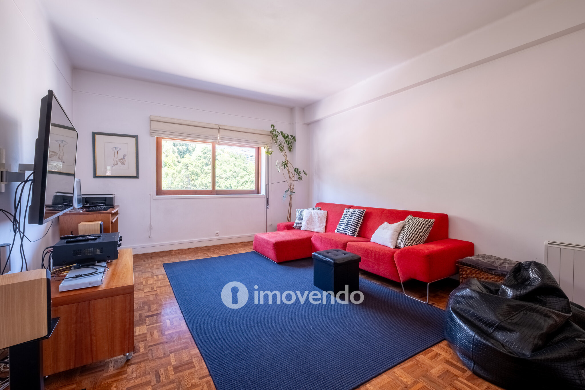 Apartamento T3+1 remodelado, no centro de Coimbra