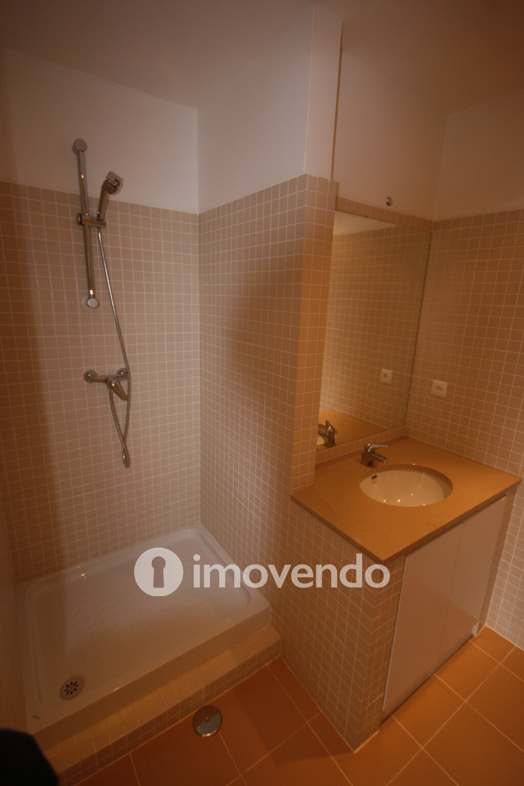 Apartamento T3+1 remodelado, no centro de Coimbra
