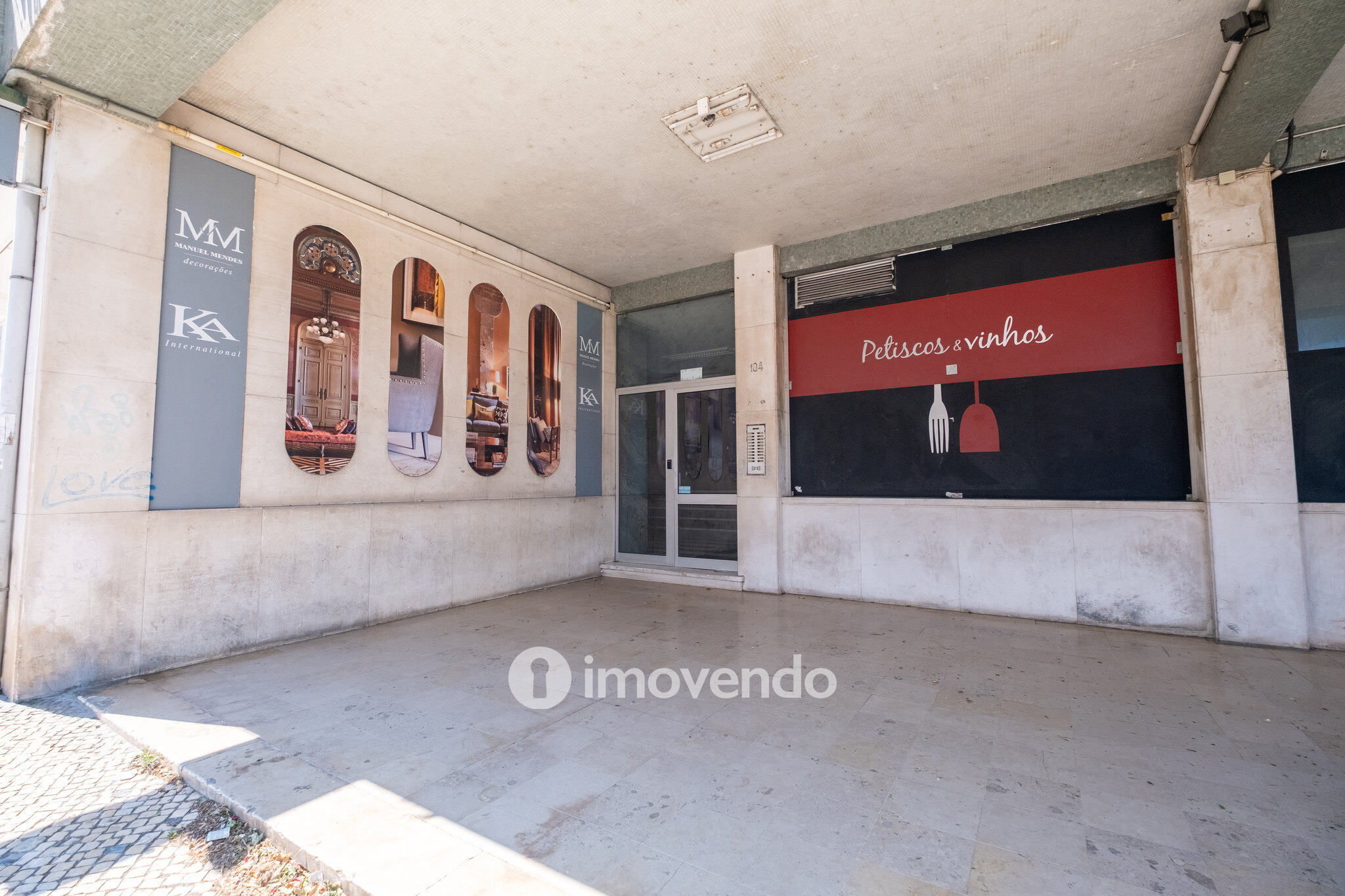 Apartamento T3+1 remodelado, no centro de Coimbra