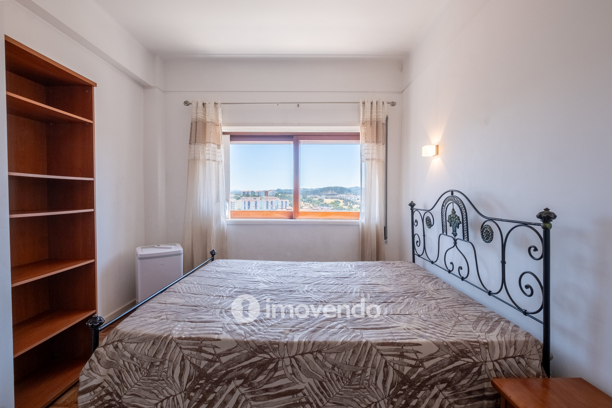 Apartamento T3+1 remodelado, no centro de Coimbra