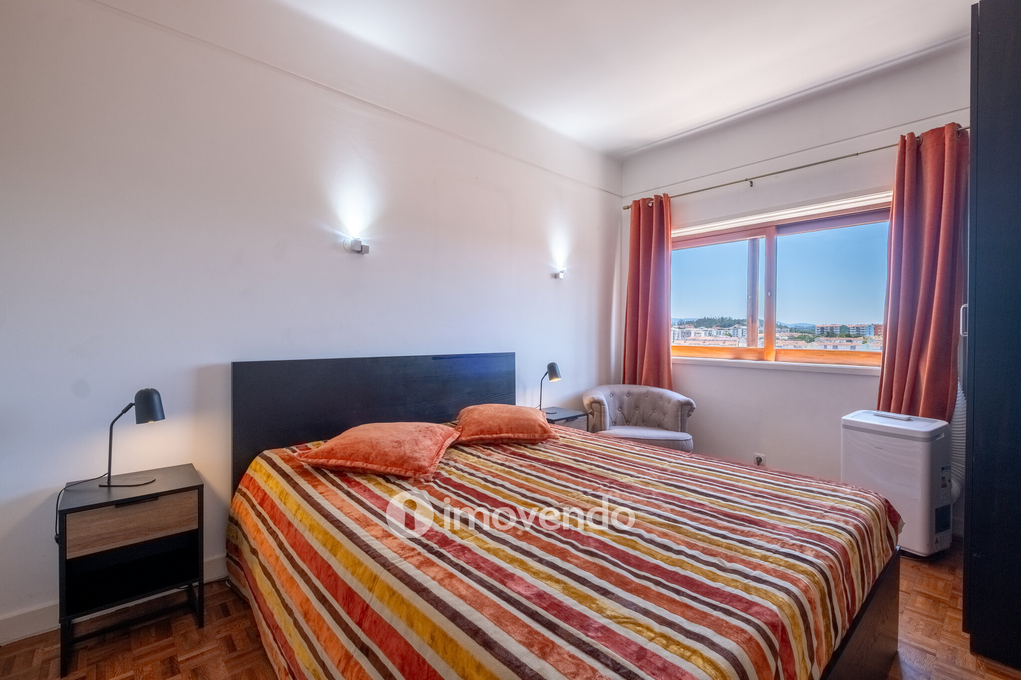 Apartamento T3+1 remodelado, no centro de Coimbra