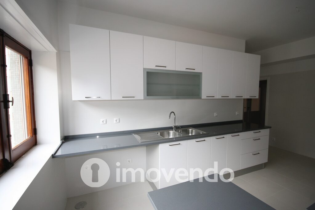 Apartamento T3 em Coimbra, Coimbra com 162 m<sup>2</sup> por 625.000