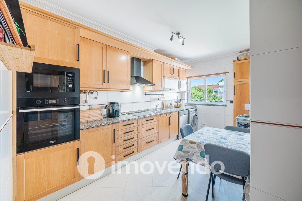 Apartamento T3 em Oeiras, Tercena com 111 m<sup>2</sup> por 475.000