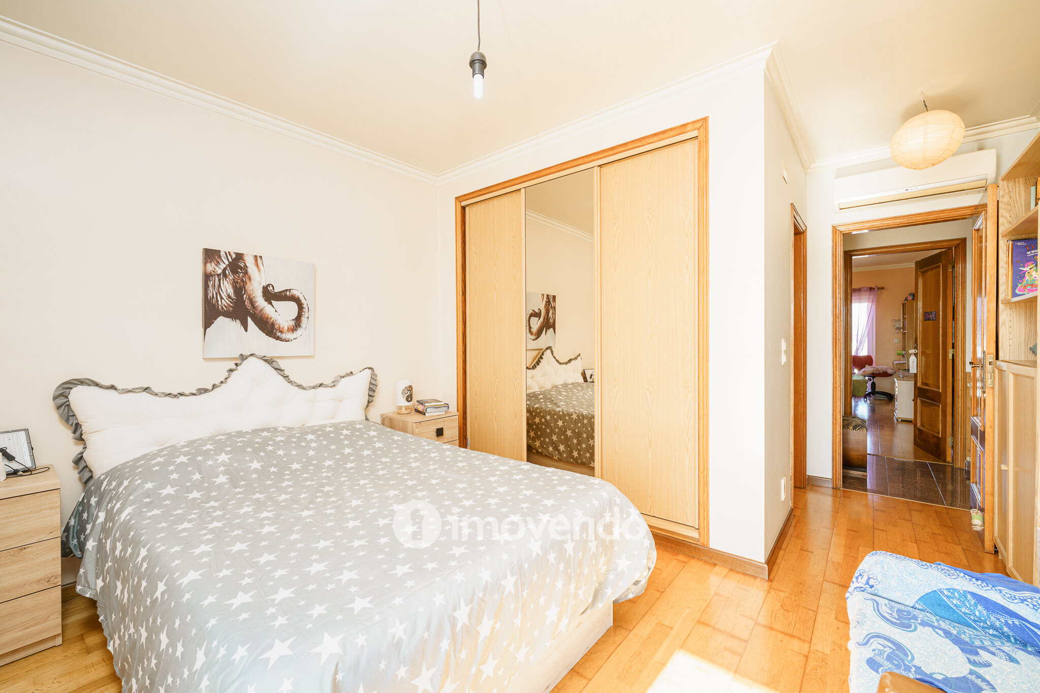 Moradia T3 com garagem e jardim, em Corroios