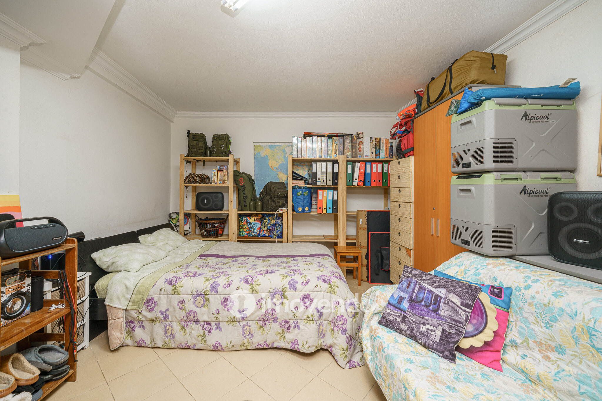 Moradia T3 com garagem e jardim, em Corroios