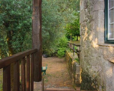 Moradia T3, com piscina, em Arcos de Valdevez