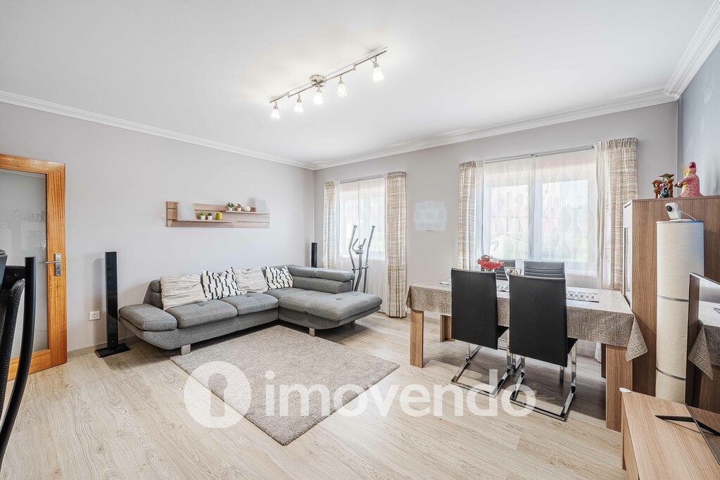 Apartamento T2 em Vila Franca de Xira, Vialonga com 102 m<sup>2</sup> por 337.000