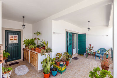 Moradia T5 com garagem, próxima do Litoral Alentejano, em Grândola