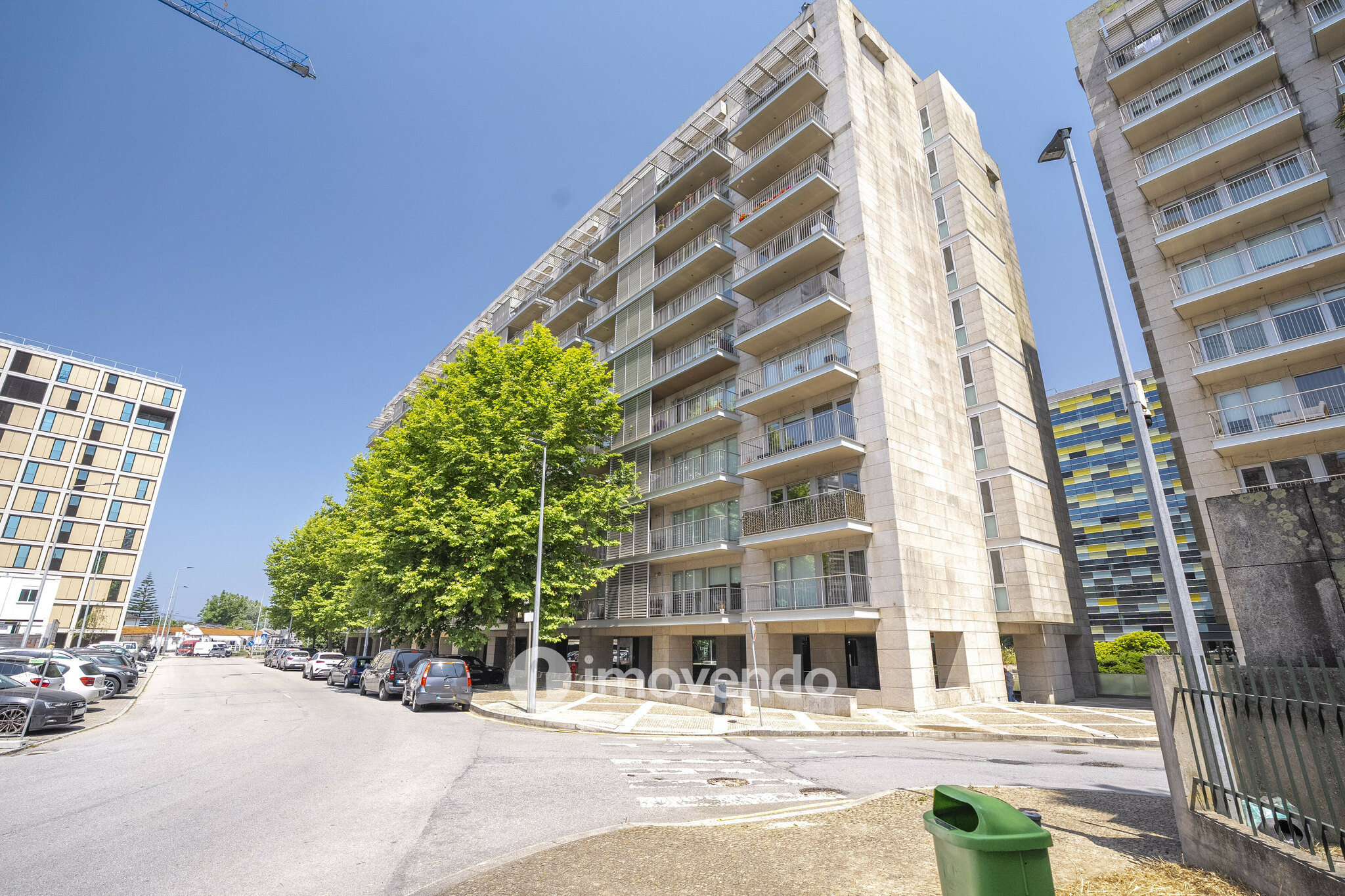 Apartamento T4, com vista rio e estacionamento, em Vila Nova de Gaia