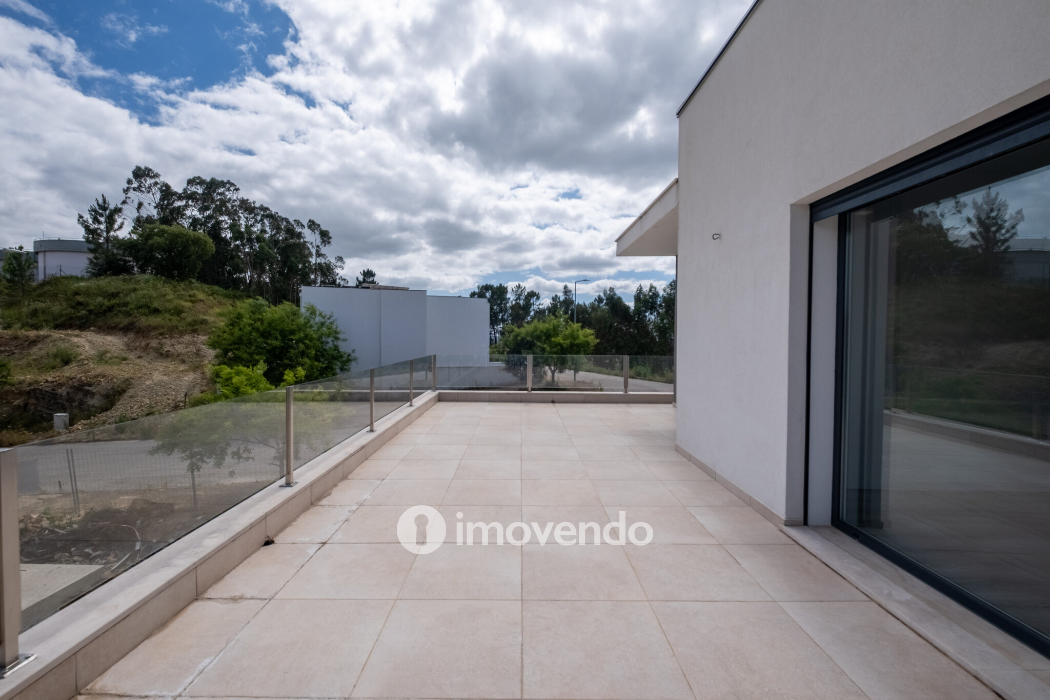 Moradia 4 moderna e exclusiva, com garagem, em Cernache, Coimbra