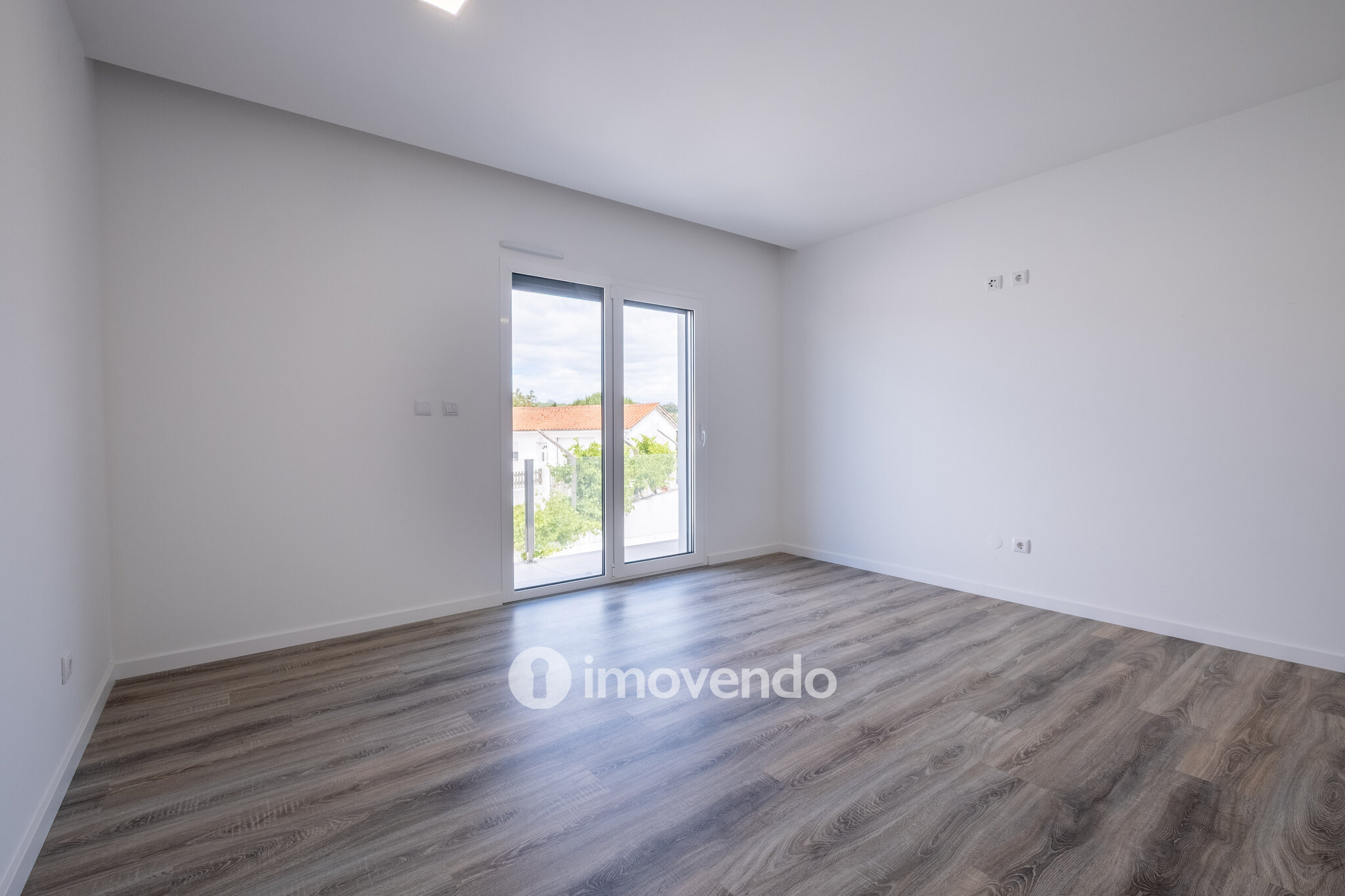Moradia 4 moderna e exclusiva, com garagem, em Cernache, Coimbra