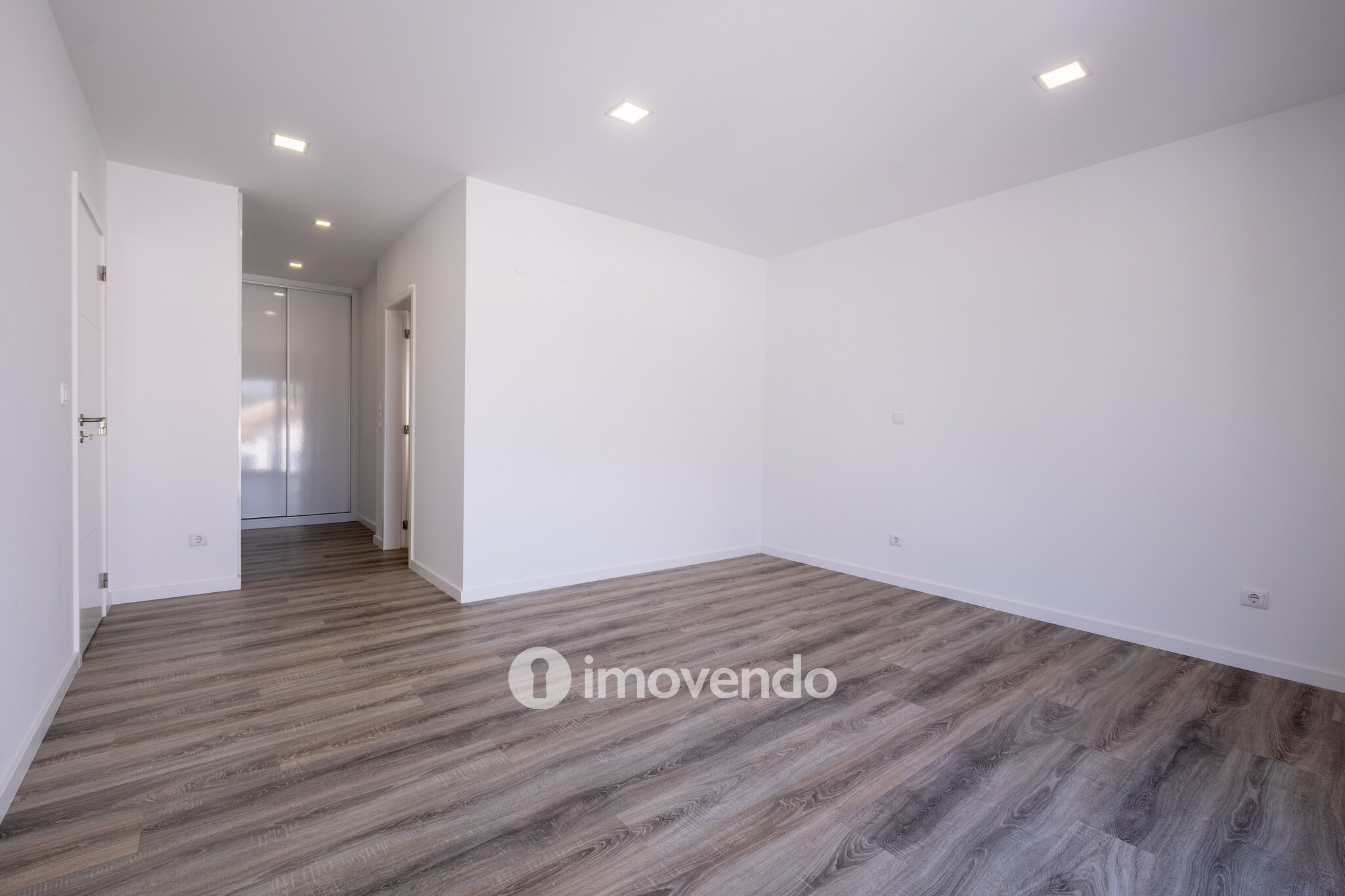 Moradia 4 moderna e exclusiva, com garagem, em Cernache, Coimbra