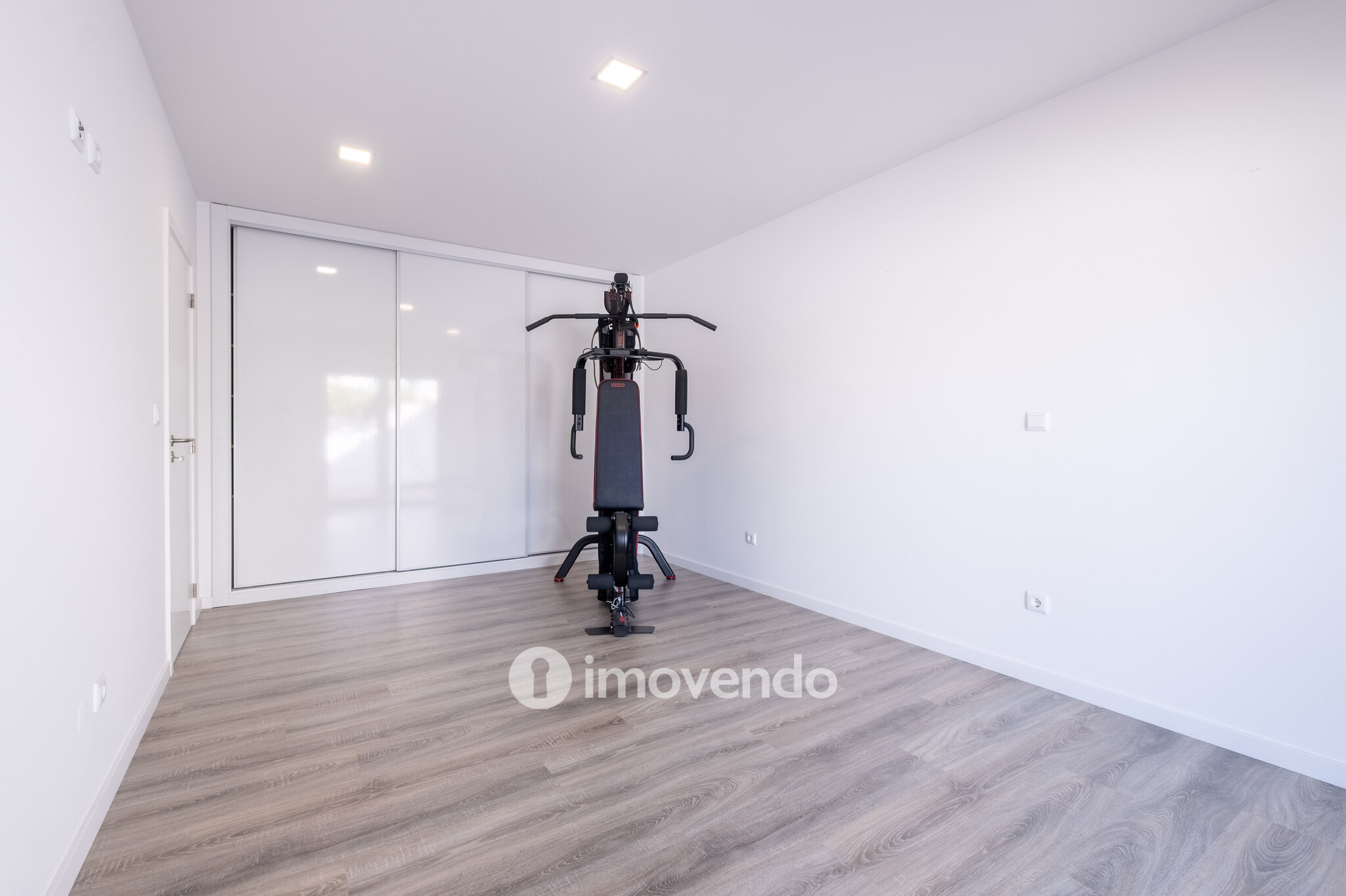 Moradia 4 moderna e exclusiva, com garagem, em Cernache, Coimbra
